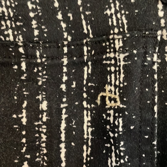 Rag & Bone Black & White Print Skinny Stretch Zip Front Leggings/Jeans Size 26 - Picture 7 of 14